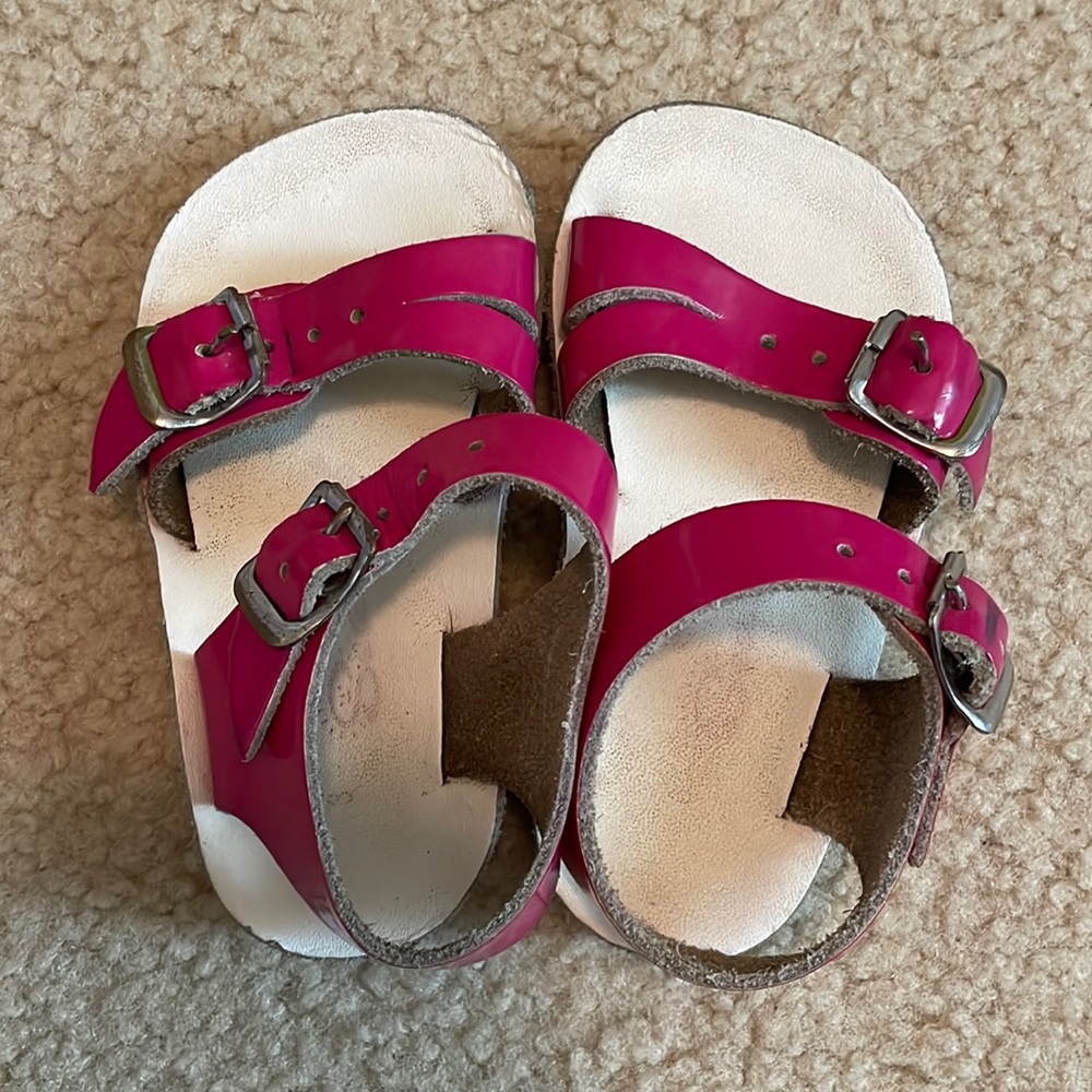 sun sans/sea wees ** EUC **